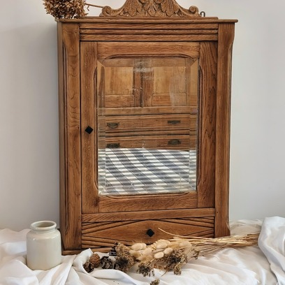 Vente avec paiement en ligne: Armoire à pharmacie Art déco en chêne