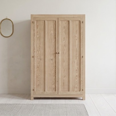 Vente avec paiement en ligne: Armoire parisienne pin massif 2 portes rénovée