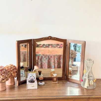 Vente avec paiement en ligne: Miroir triptyque noyer biseauté années 50